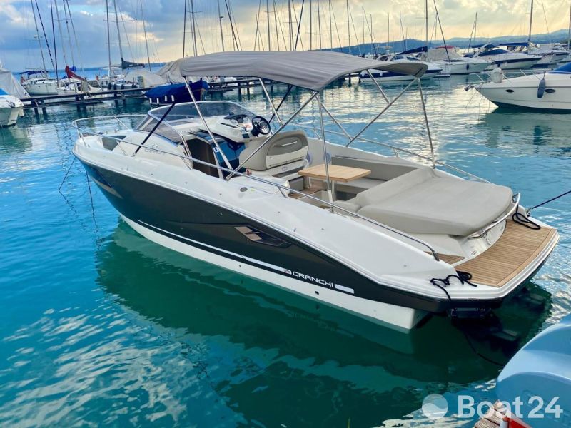 Cranchi Endurance 30 2x Diesel Volvo Penta