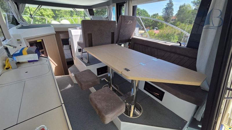 Delphia Escape 1150
