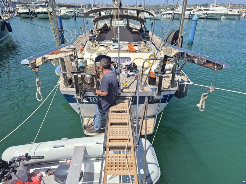 Hallberg-Rassy HR 45