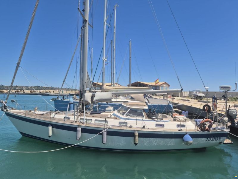 Hallberg-Rassy HR 45