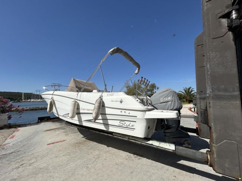 Jeanneau CAP CAMARAT 7.5 CC serie 2