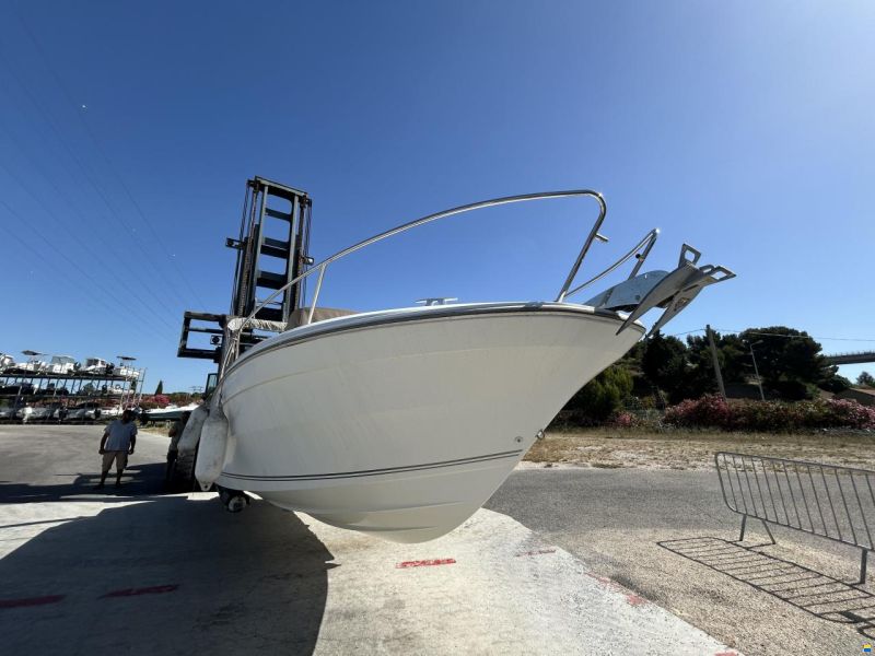Jeanneau CAP CAMARAT 7.5 CC serie 2
