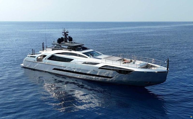Pershing (Ferretti SpA) PERSHING 140