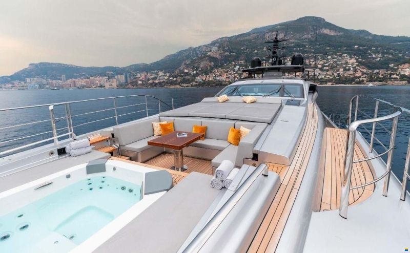 Pershing (Ferretti SpA) PERSHING 140