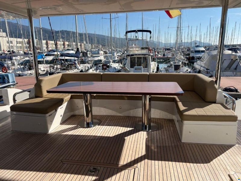 Azimut 80