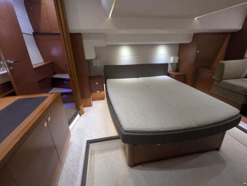 Prestige 550 FLY