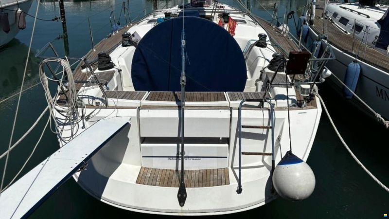 Dufour 44 PERFORMANCE