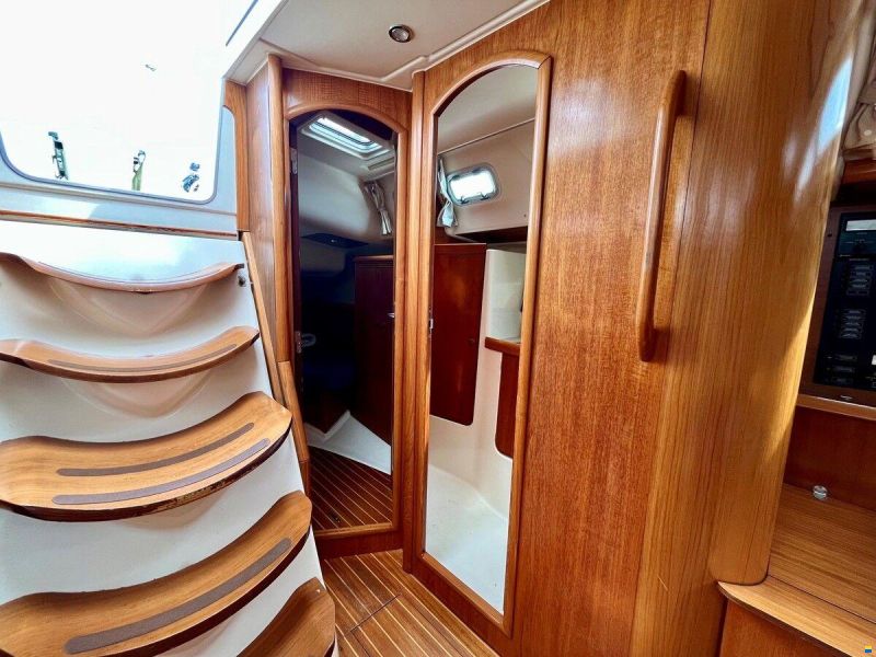 Jeanneau Sun Odyssey 43