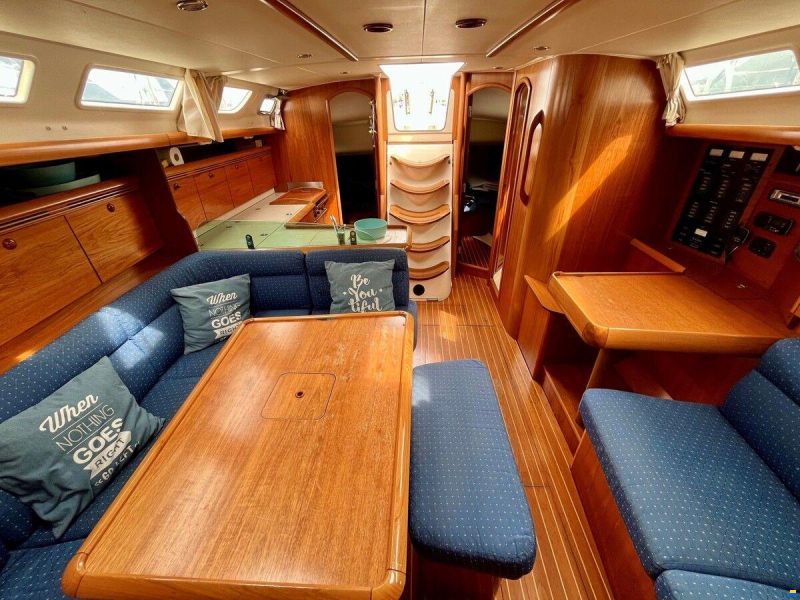 Jeanneau Sun Odyssey 43