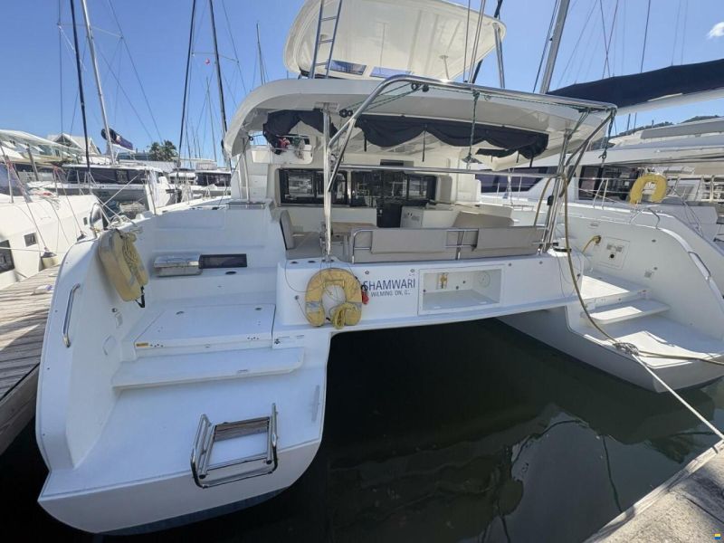 Lagoon 464