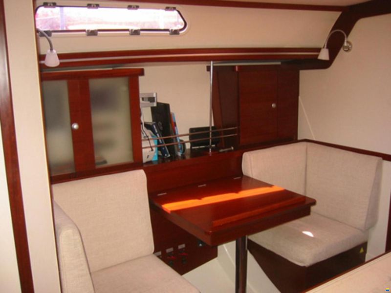 Hanse 370e