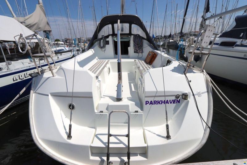 Beneteau Oceanis 300