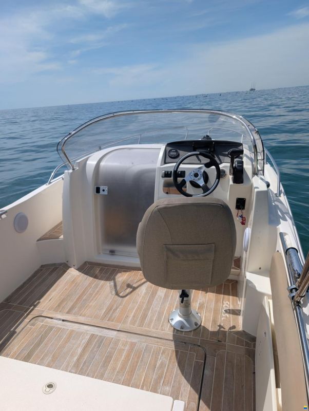 Jeanneau Cap Camarat 6.5