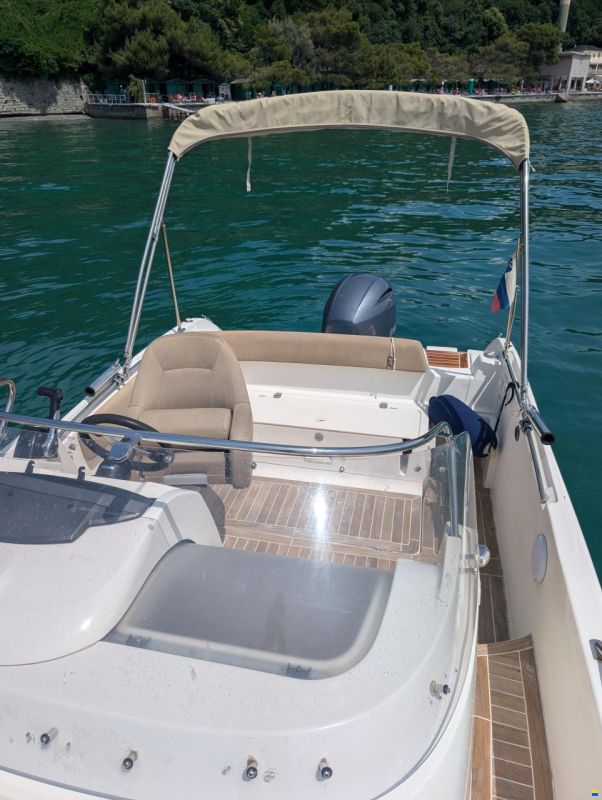 Jeanneau Cap Camarat 6.5