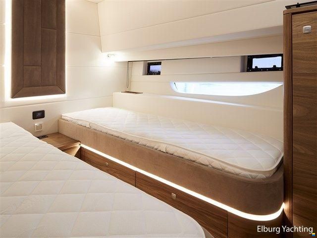 Steeler Yachts 50S - Long Range