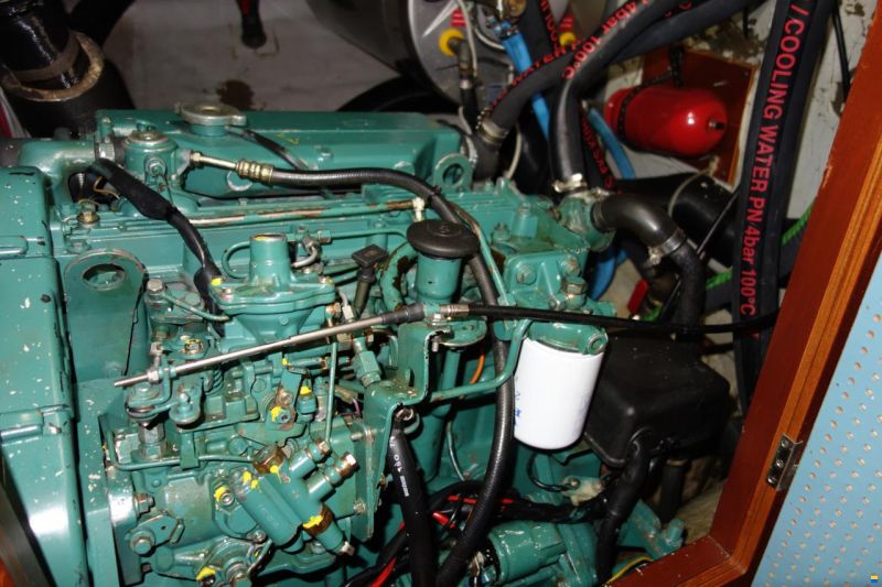 Hallberg-Rassy HR 352