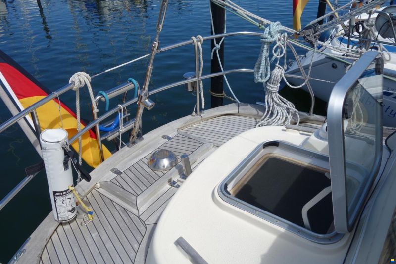 Hallberg-Rassy HR 352