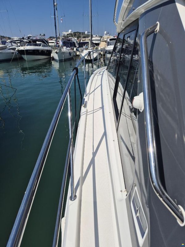 Bavaria 360 Coupe