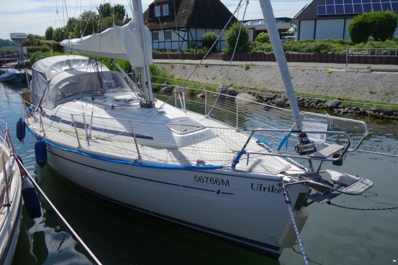 Bavaria 32