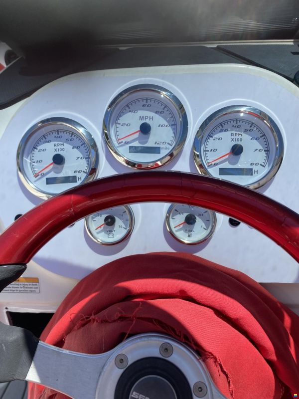 Sea-Doo Challenger SE