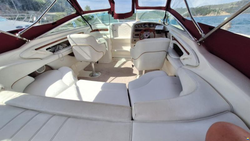 Sea Ray 230 OV