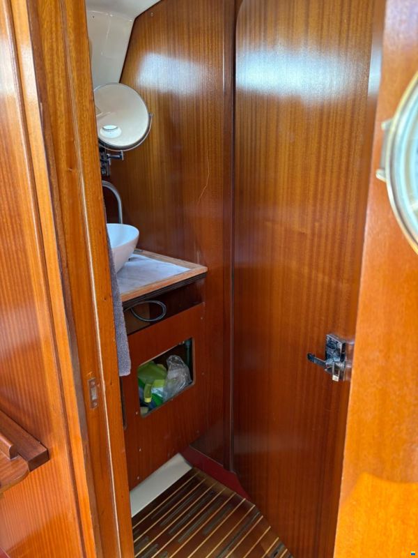 Dufour 2800
