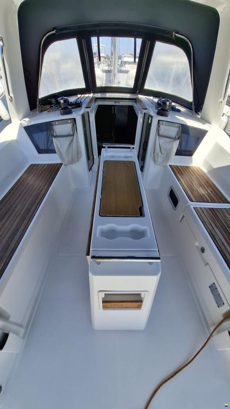 Beneteau Oceanis 38.1