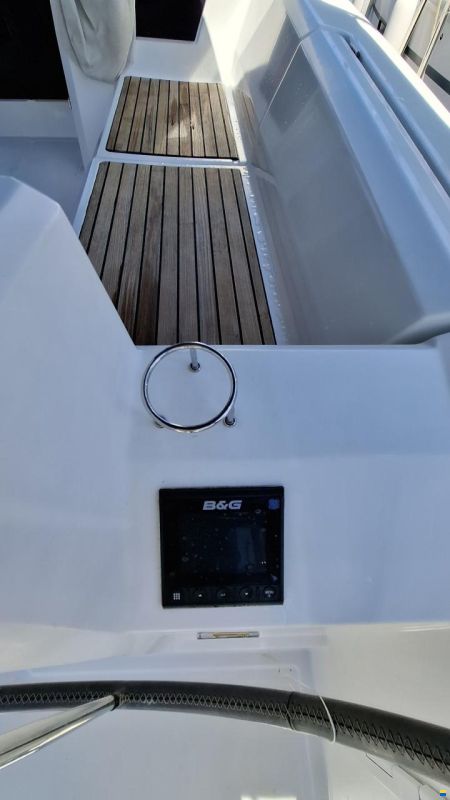 Beneteau Oceanis 38.1