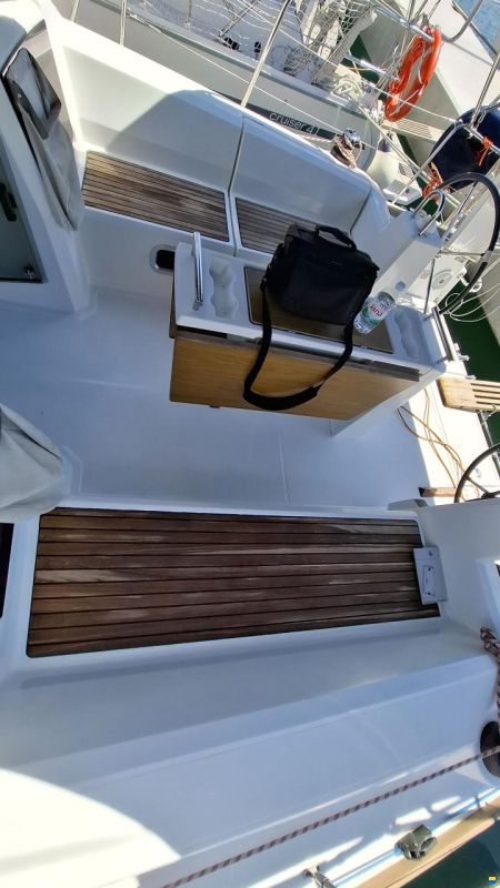 Beneteau Oceanis 38.1