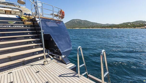 Perini Navi PERINI 40M FAST CRUISING LIN