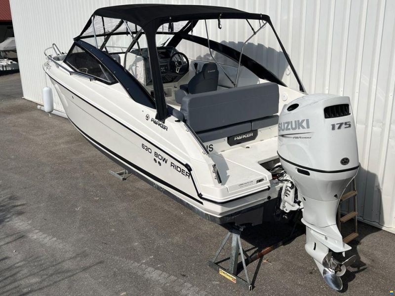 Parker 630 BOW RIDER