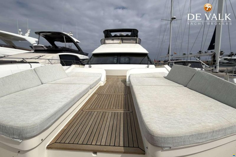 Monte Carlo Yachts 65