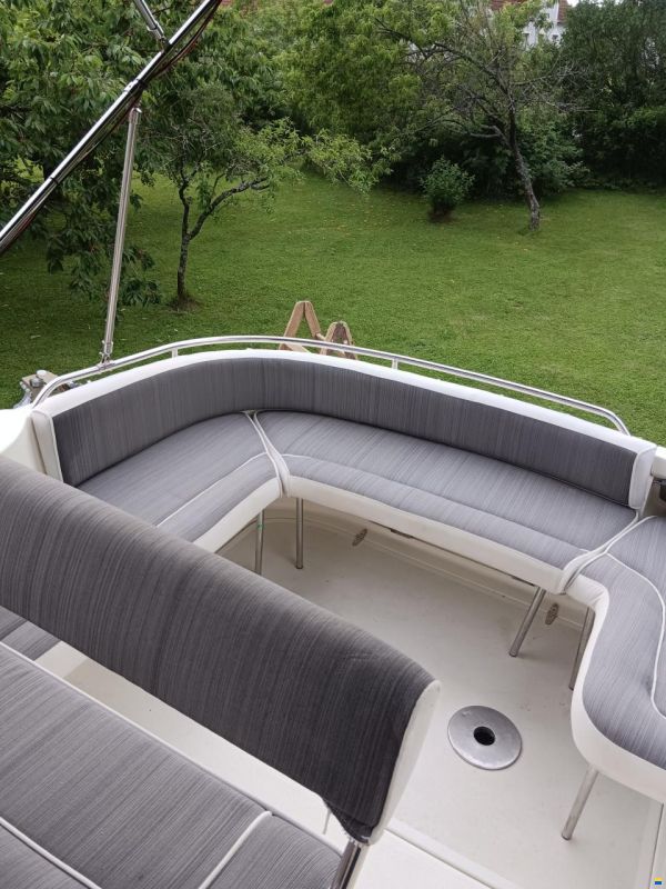 Sealine 240 Family Diesel