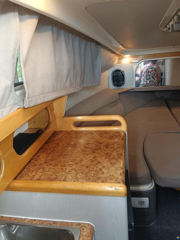 Sealine 240 Family Diesel