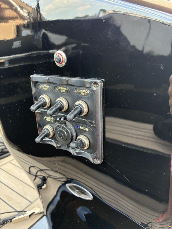 TendR 27 Cabin Inboard