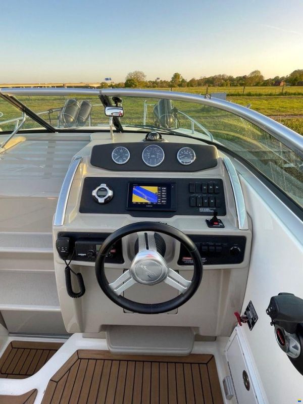 Sea Ray Sundancer 265