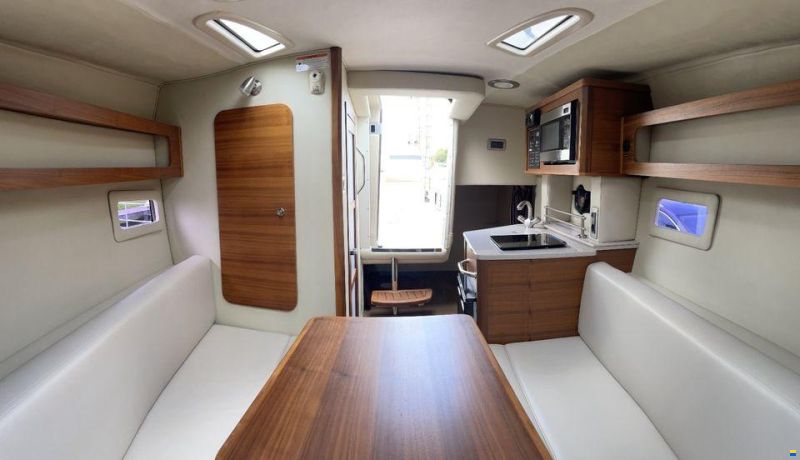 Sea Ray Sundancer 265