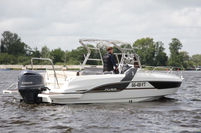Beneteau Flyer 7.7 Sundeck