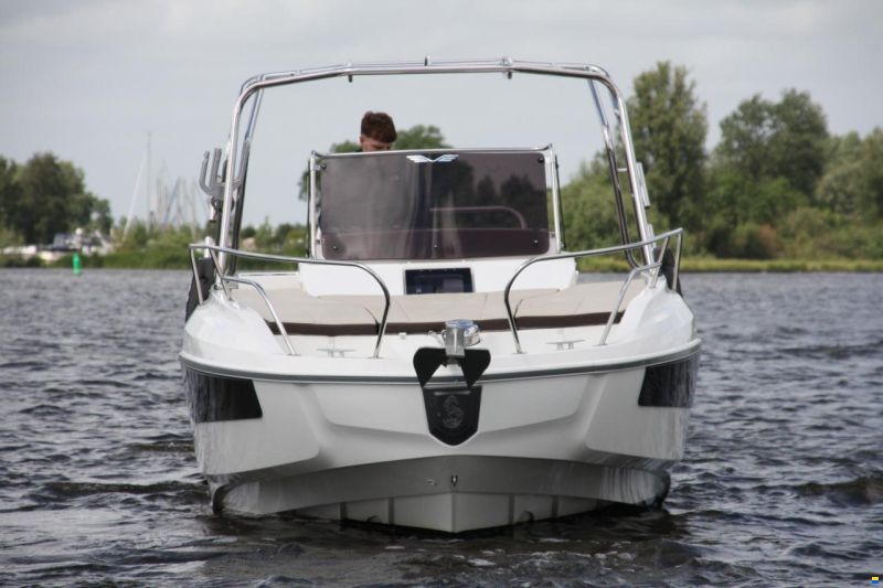 Beneteau Flyer 7.7 Sundeck