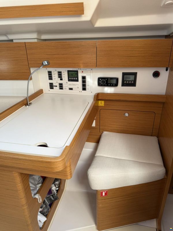 Elan E3
