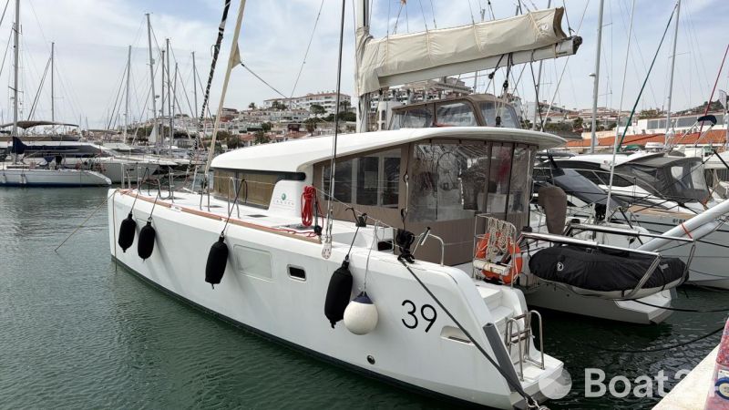 Lagoon 39