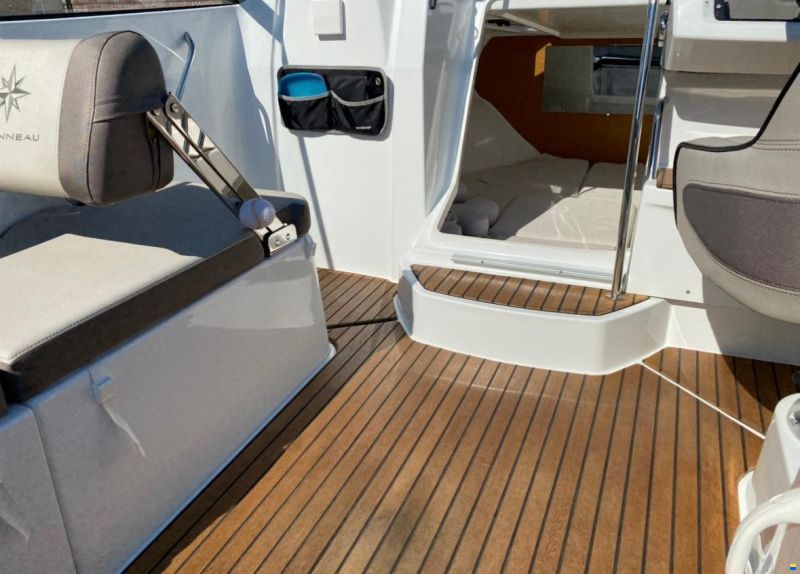 Jeanneau Cap Camarat 6.5 DC