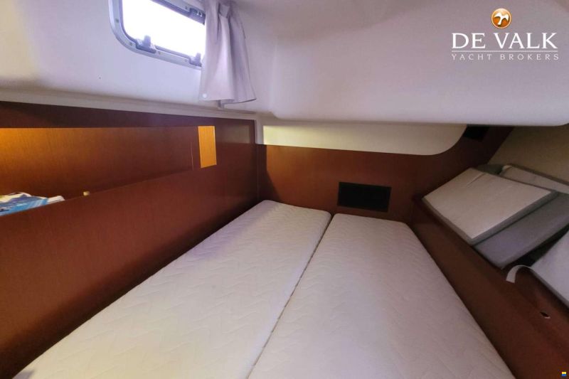 Beneteau Oceanis 54