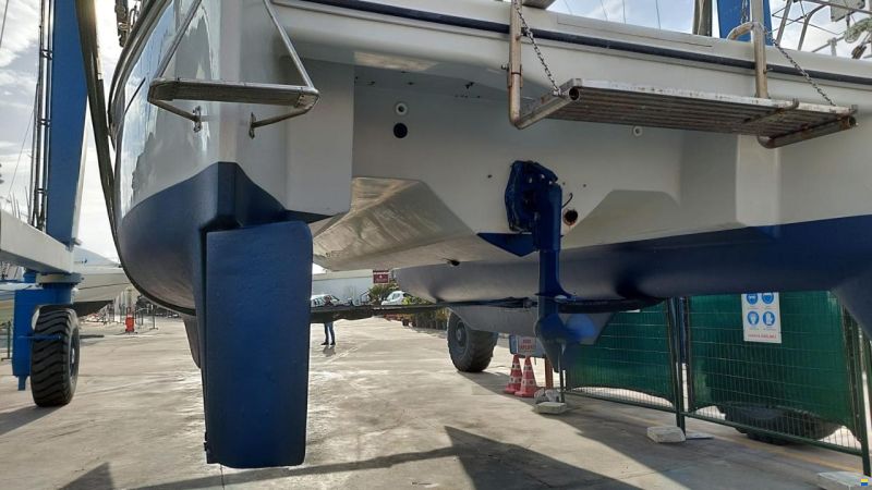 Prout Snowgoose 37