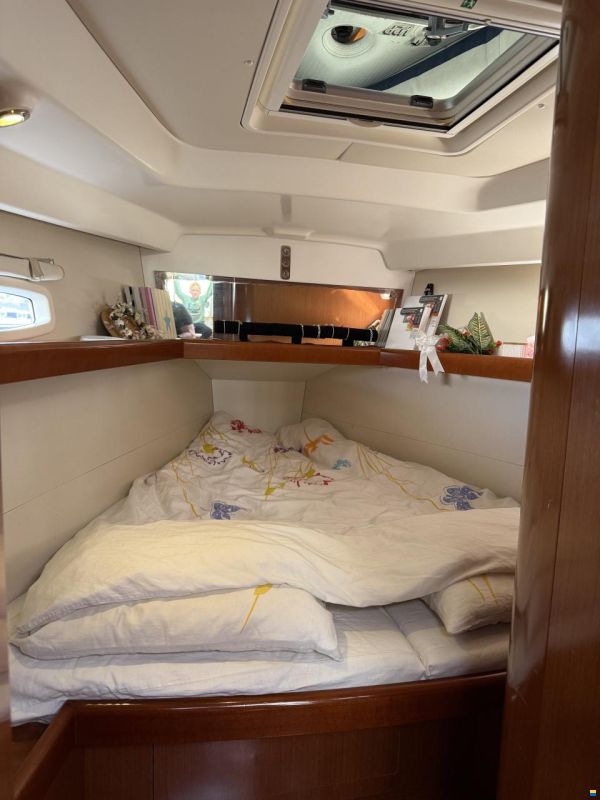 Beneteau Oceanis 40