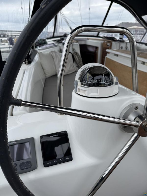 Beneteau Oceanis 40