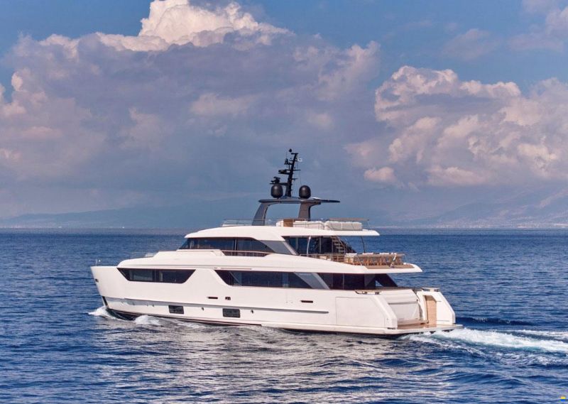 Sanlorenzo SD 118