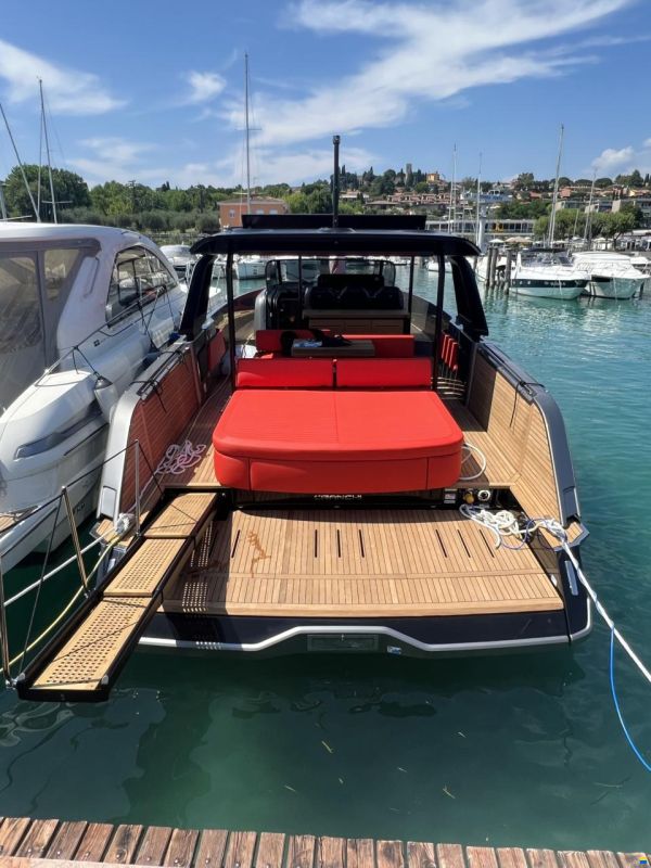 Cranchi A46 Luxury Tender