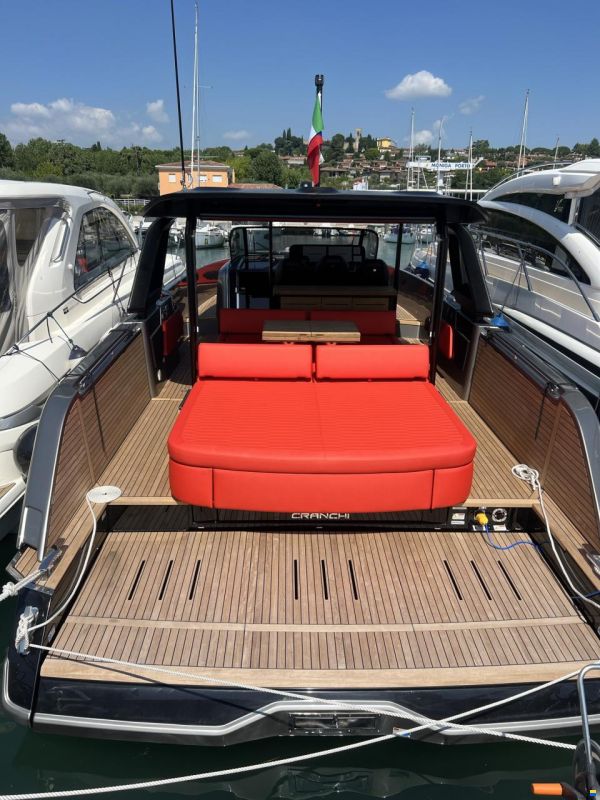 Cranchi A46 Luxury Tender
