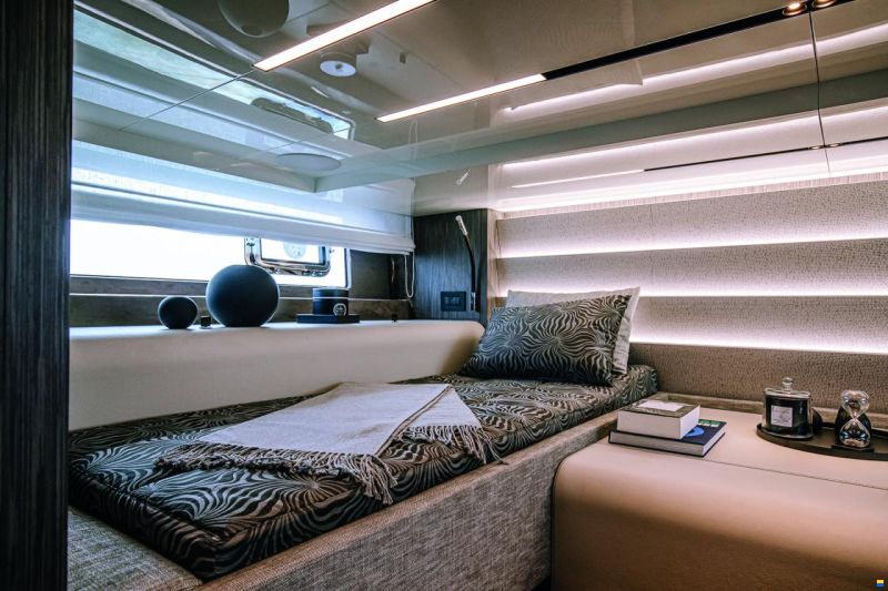 Cranchi A46 Luxury Tender